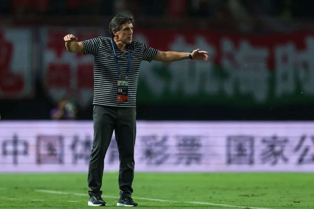 能进这么多, 他打破了他, 阅读比赛能 能进这么多, 他打破了他, 阅读比赛能