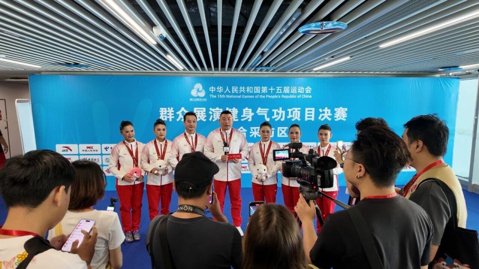 fnVfJ, 值得一提的 fnVfJ, 值得一提的