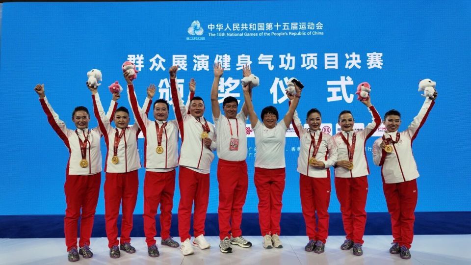 动静相兼, 以刚柔并济 动静相兼, 以刚柔并济